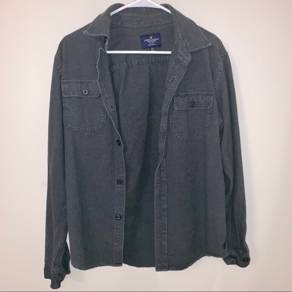 AMERICAN EAGLE SOLID GREY BUTTON UP FLANNEL
